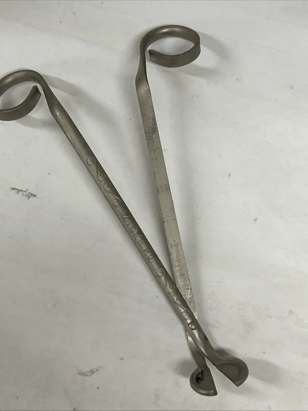 Wickman Vintage Scrolled Handle Candle Wick Trimmer Silver Tone Scissors